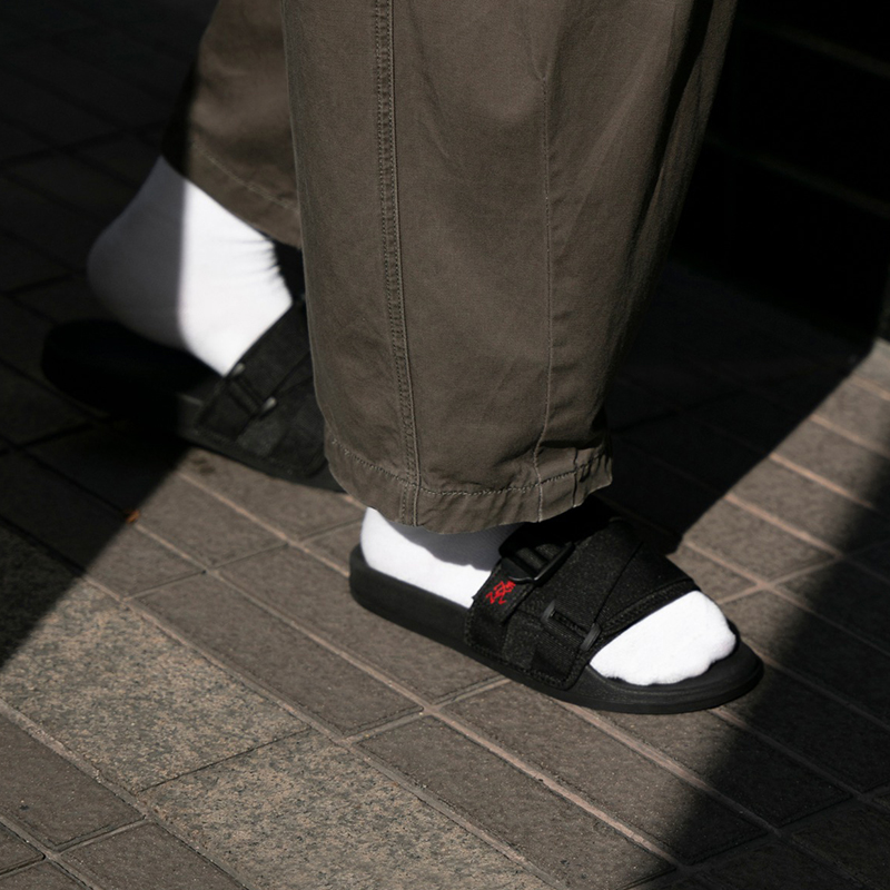 休闲户外厚底速干运动沙滩凉拖鞋