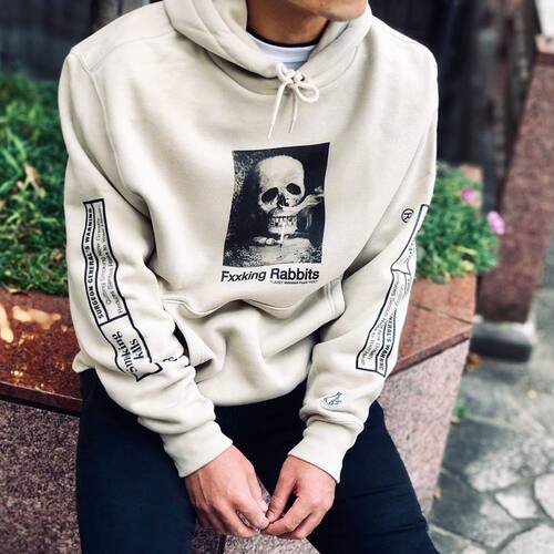FR2兔子骷髅印花中性风帽衫卫衣
