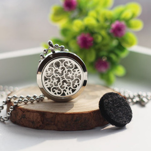 香薰精油项链钛钢闻香瓶吊坠不褪色日韩百搭饰品香水挂件棉麻配饰