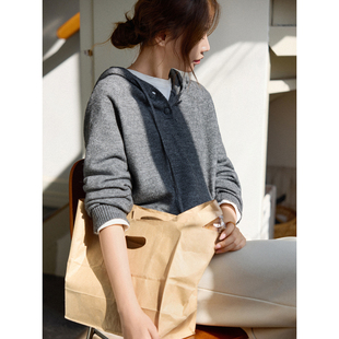 「MISAZ」时髦理科生 松软绒感通勤叠穿上衣 半开襟抽绳连帽毛衣