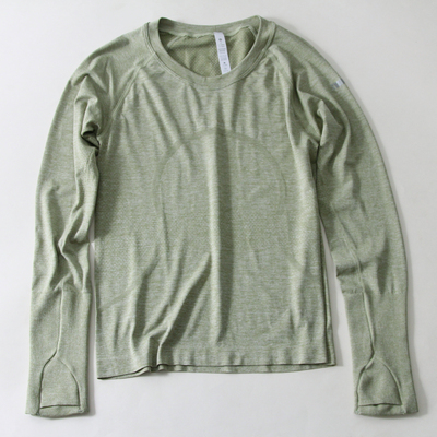 Swiftly云感健身长袖宽松版型