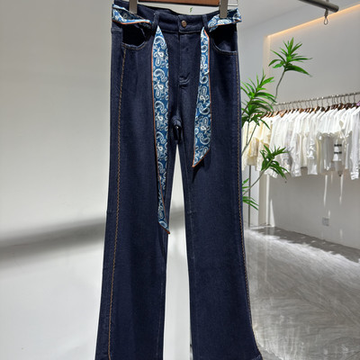 2025秋高级感新款系带微喇牛仔裤