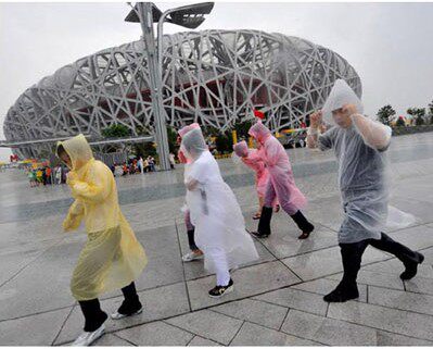 户外旅行便携式加长一次性雨衣