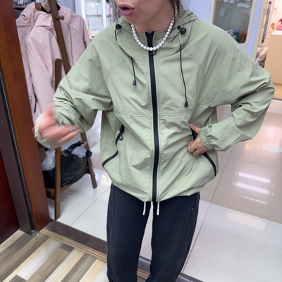 防晒徒步冲锋衣（满15.8包邮）