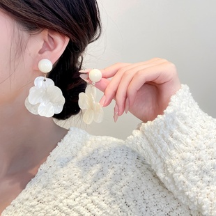 JANNET ACC复古超仙港风花朵耳环气质百搭小众设计高级感轻奢耳饰