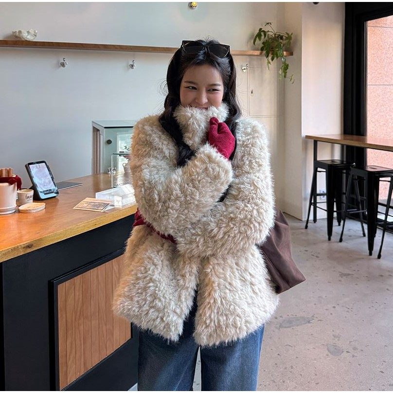 冬季新款韩国代购流行时尚简单百搭纯色休闲风舒适毛绒绒保暖外套