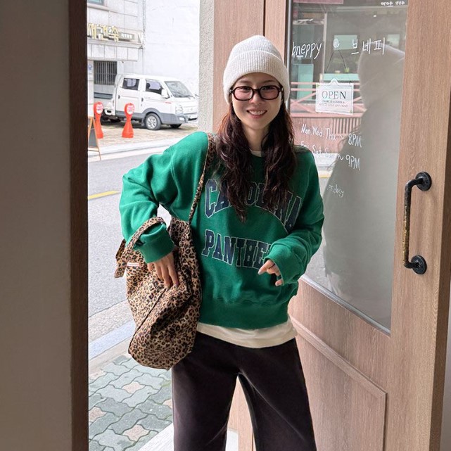 My girl秋季新款韩国代购百搭流行简单显瘦字母舒适圆领套头卫衣