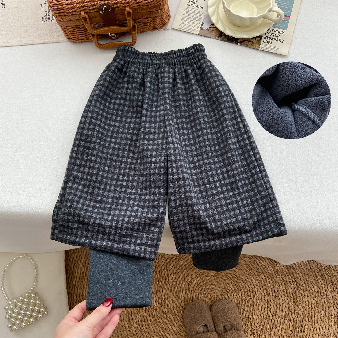 女童裤子2025新款冬季加绒阔腿裤宝宝韩系洋气毛呢假两件八分裤潮