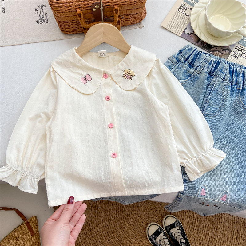 女童春装2026新款女宝宝洋气翻领衬衫时尚米白色刺绣长袖收口上衣
