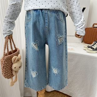女童牛仔裤春款直筒裤洋气时髦宽松裤子浅蓝色爱心时尚破洞长裤潮