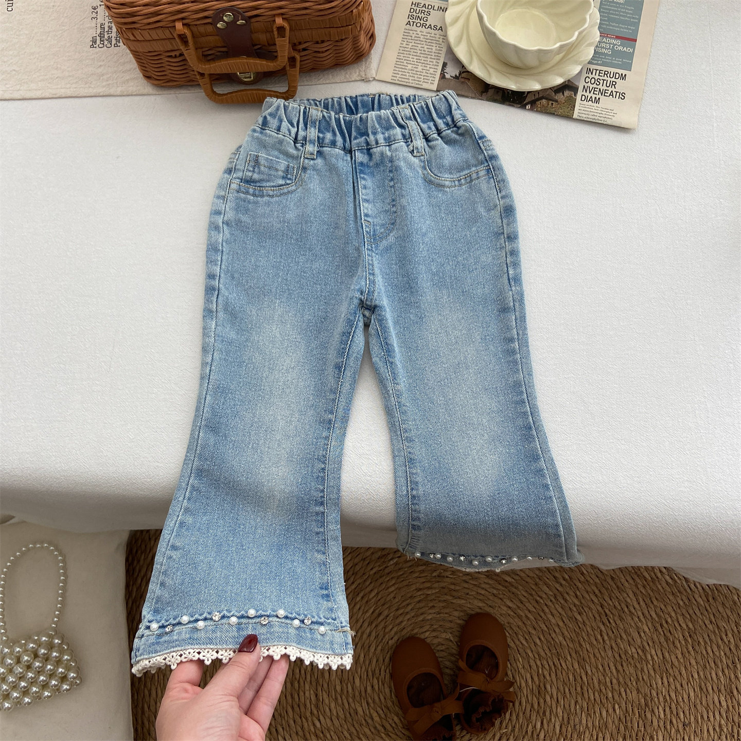 女童牛仔裤春季喇叭裤韩系洋气时髦精致钉珠钉钻长裤春秋花边裤子