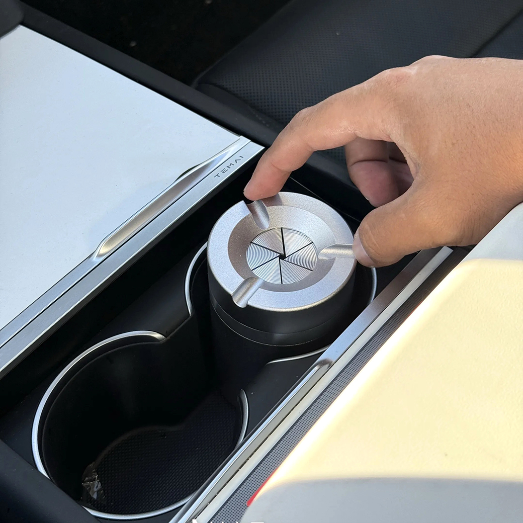 特斯拉Model 3 Y L专用旋转防烟灰飞自动灭 太空铝高档车载烟灰缸
