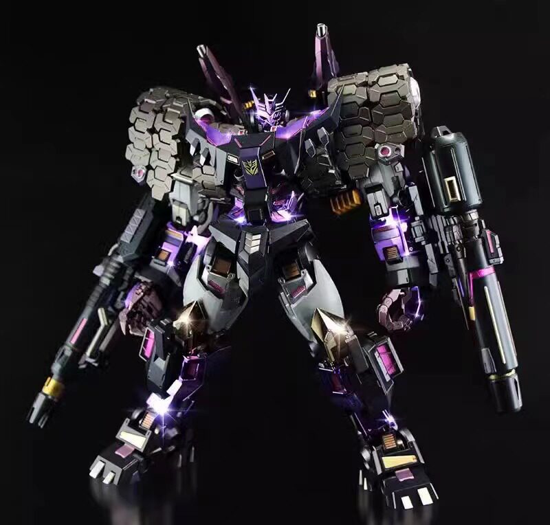 mc肌肉熊 限量电镀版 塔恩  送官网特典音响炮