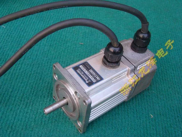 松下PANASONIC 伺服电机AMKB100B10SAF 100V 100W