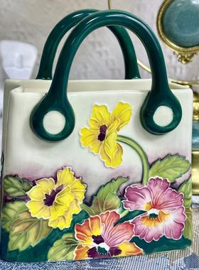 满园春色手绘绿色提篮花瓶一个装