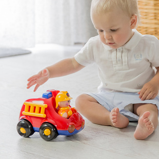 Tolo儿童玩具车滑行消防车卡通消防员玩偶公仔职业认知小汽车1岁+