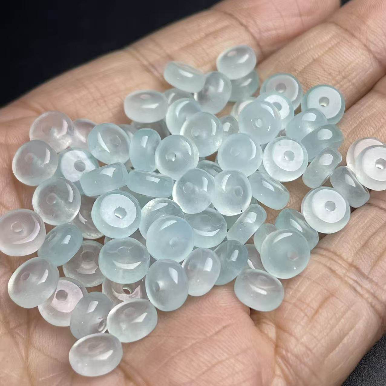 高冰翡翠色冰晴色小算盘散珠图片