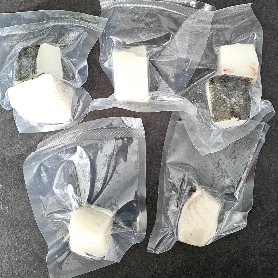 银鳕鱼块 300g 法国银鳕鱼 带皮 默认小块 富含DHA/EPA 宝宝至爱