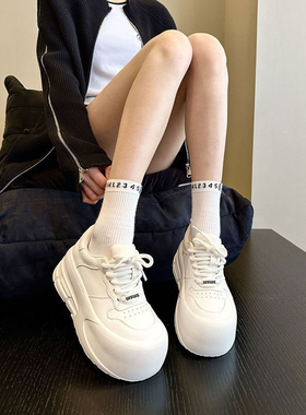 甜酷春秋潮款~2026厚底大头面包鞋女鞋厚底鞋丑萌可爱小白鞋板鞋