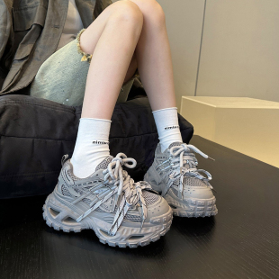 运动鞋 港风潮酷新版 女鞋 小众小个子增高厚底老爹鞋 擦色配阔腿裤