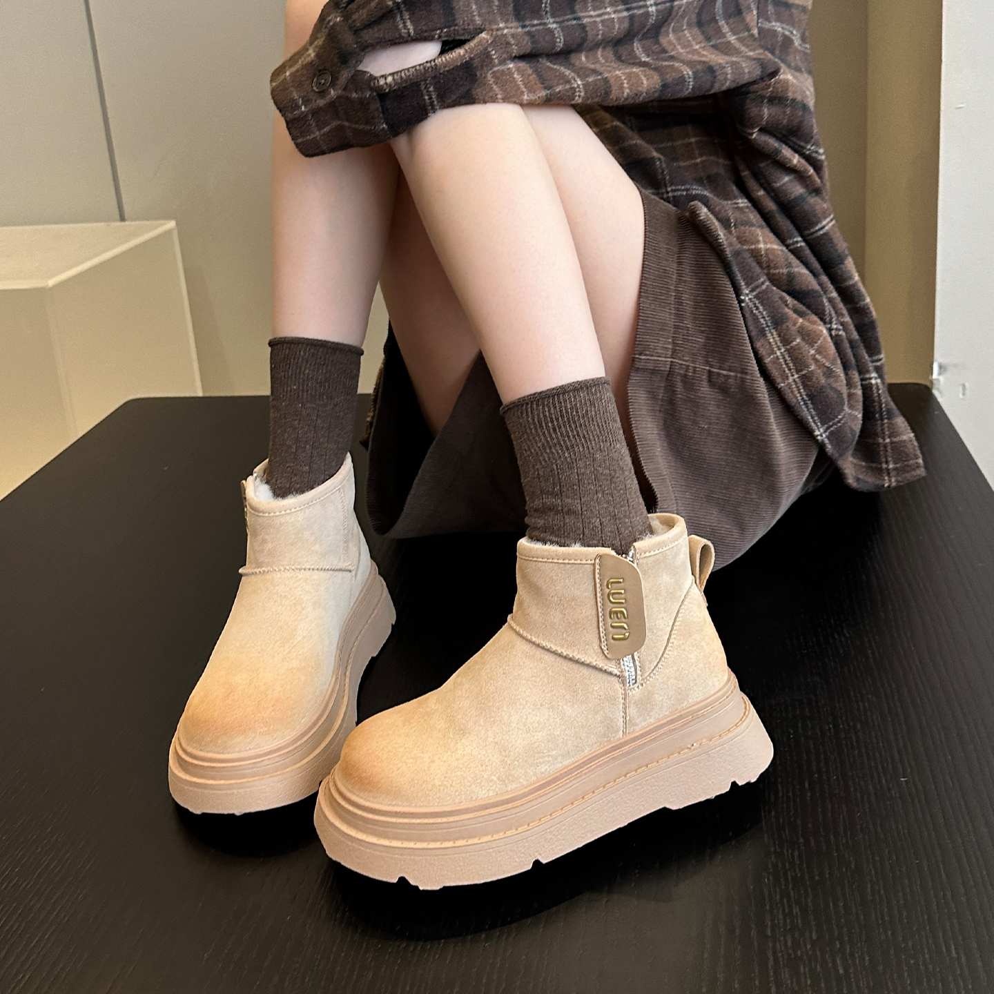 雪地靴女冬季2025新款加绒加厚