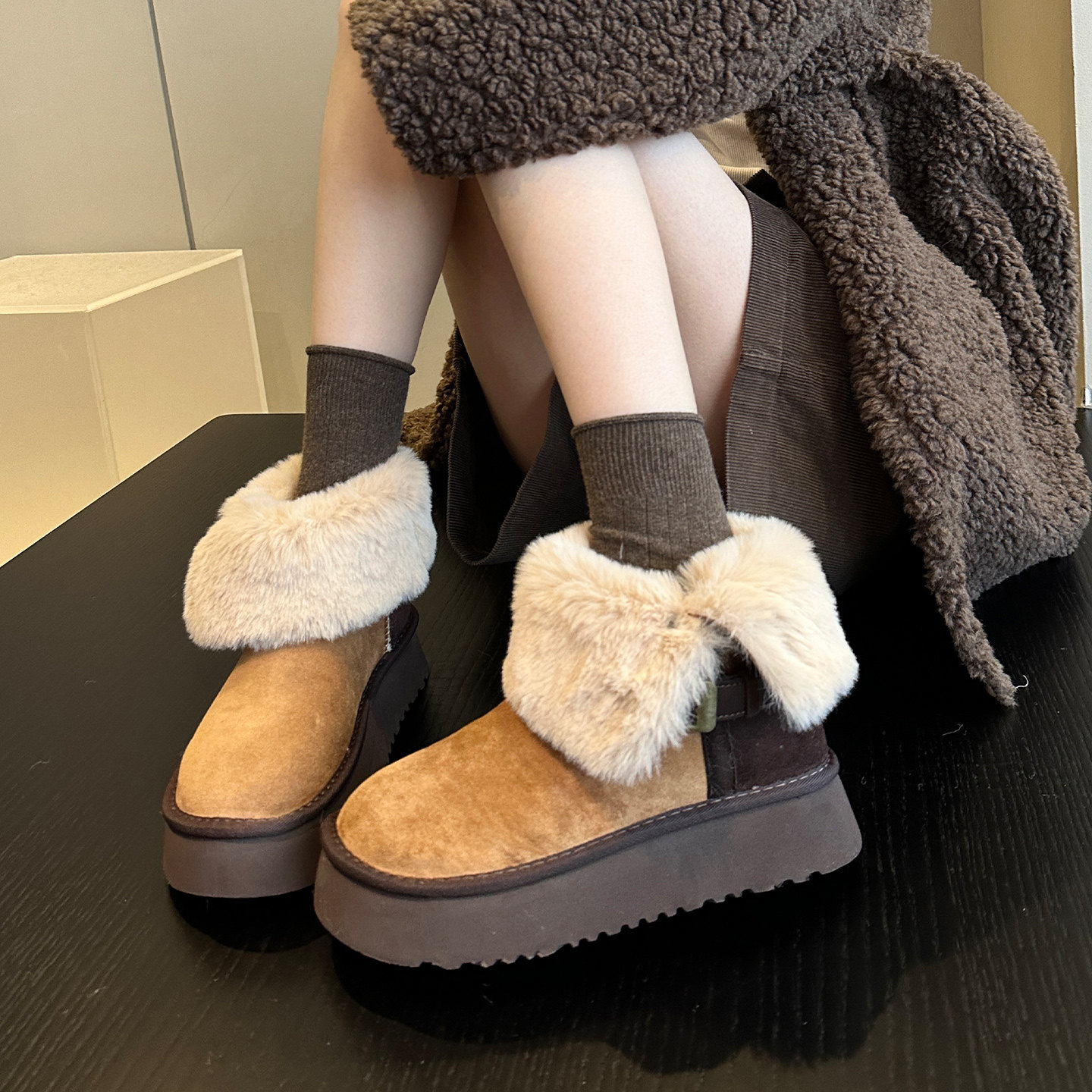 冬季时髦范~真皮加绒保暖韩版毛毛翻边拼色厚底雪地靴短靴女棉靴,女鞋,时尚雪地靴,淘宝优惠券,粉丝福利购,淘宝优惠卷