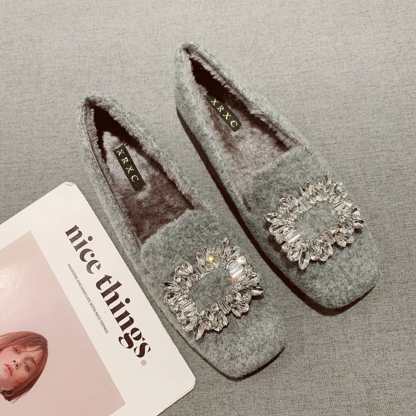 时尚水钻扣一脚套加绒毛毛鞋女