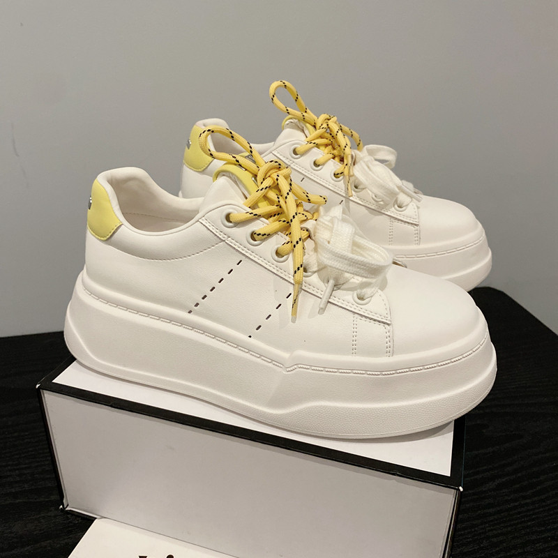 2026春季新款真皮厚底增高小白鞋女百搭休闲运动板鞋软底面包鞋潮