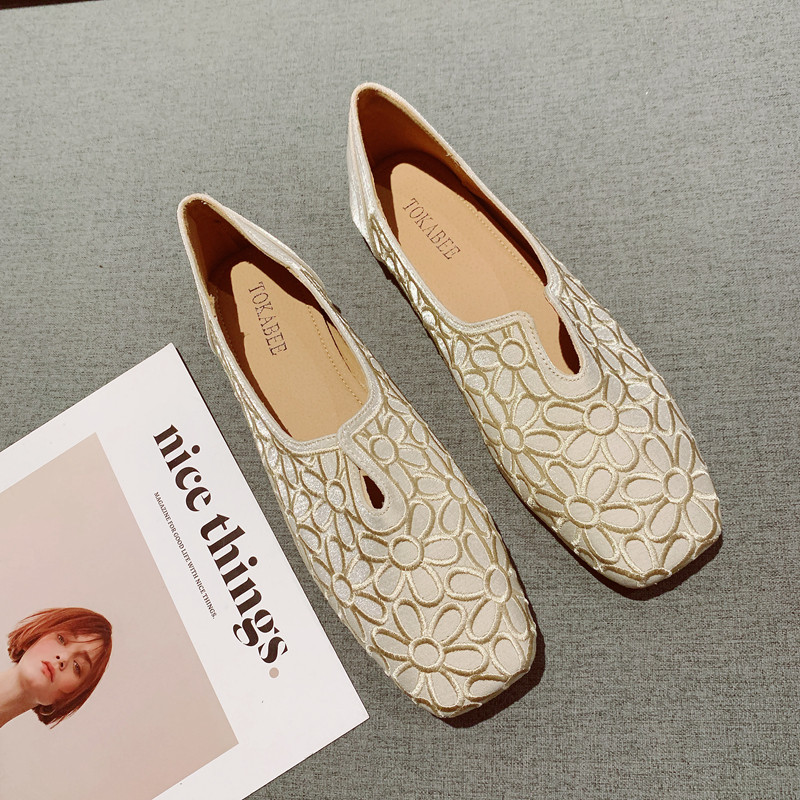 2025年新款刺绣布面复古方头平底单鞋女舒适软底一脚套通勤工作鞋