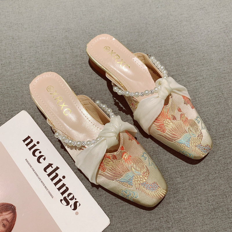 新中式国风刺绣包头半拖穆勒鞋女2025年新款甜美珍珠装饰低跟凉拖,女鞋,包头拖,淘宝优惠券,粉丝福利购,淘宝优惠卷
