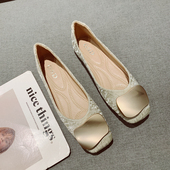 女金属扣百搭平底工作瓢鞋 2025年新款 褶皱布面浅口方头软底豆豆鞋