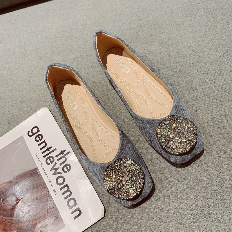 婚鞋女2026秋季新款水钻圆扣绒面浅口方头平底豆豆鞋舒适软底瓢鞋
