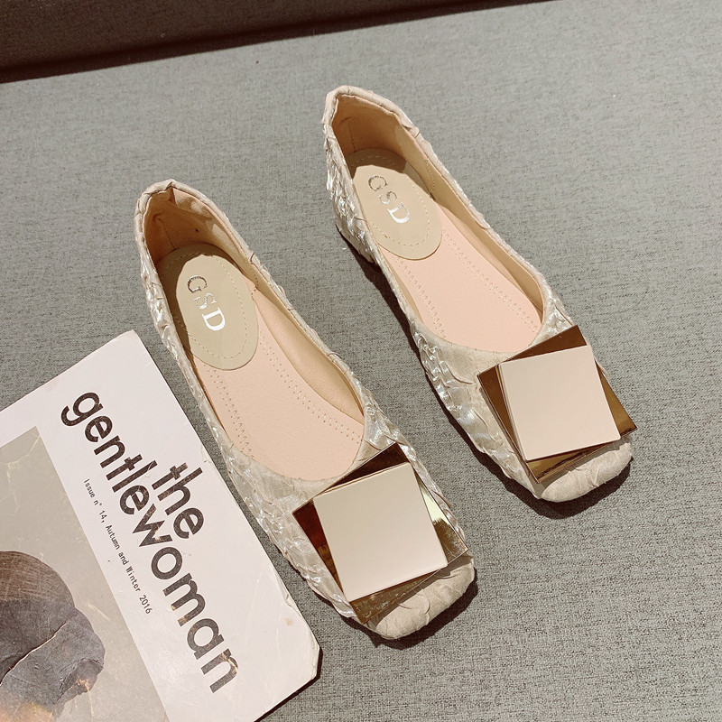 仙女风温柔单鞋女2025年新款韩版金属扣褶皱布面方头软底低跟瓢鞋,女鞋,浅口单鞋,淘宝优惠券,粉丝福利购,淘宝优惠卷