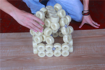 本色x型质好小火人ricta滑板轮子