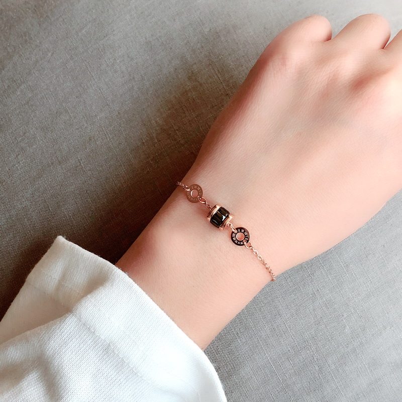 包邮韩国东大门爆款手镯韩版优质钛钢圆珠彩色水晶百搭保色手链女