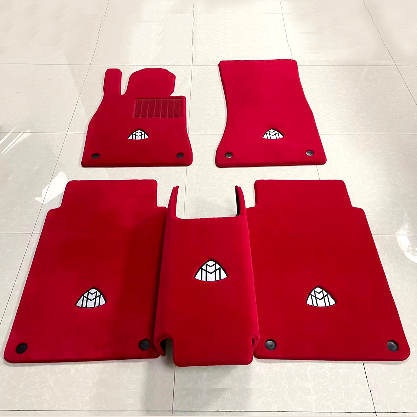25款奔驰s400l S450l S680l迈巴赫gls480 gls600地毯羊毛汽车脚垫