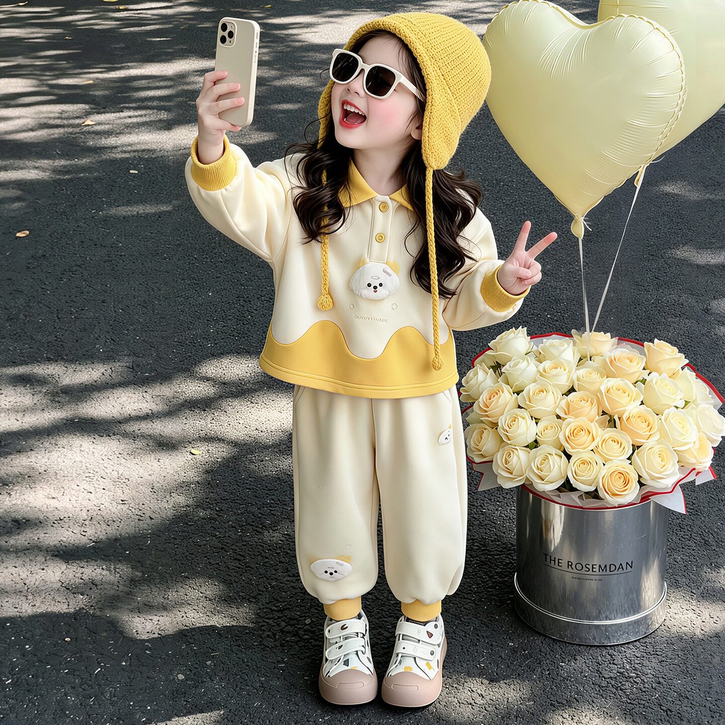 2026年秋款新款卡通后背蝴蝶结套装儿童洋气女孩时髦两件套代发潮