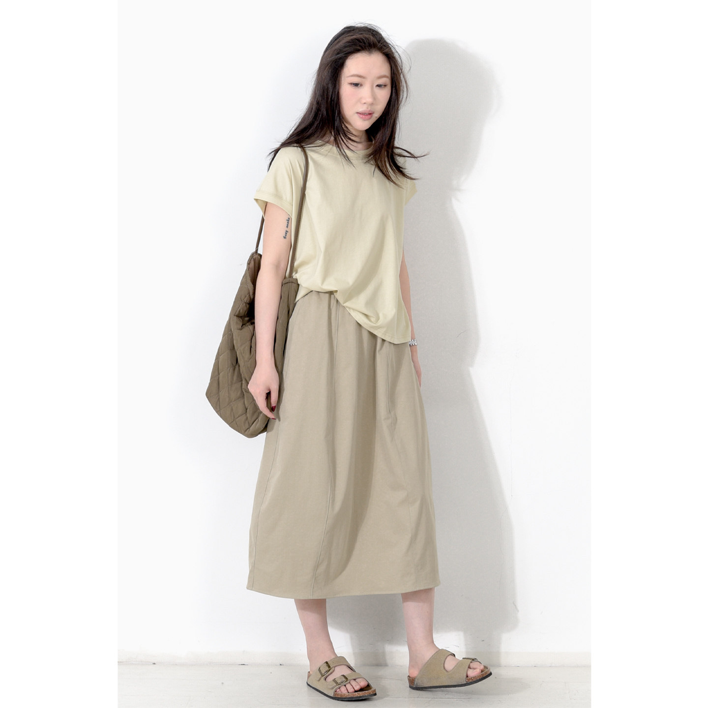KNgs 夏季日系松弛感T恤宽松圆领简约蝙蝠袖学院风落肩休闲t恤女