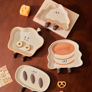 高颜值釉下彩陶瓷餐盘可爱面包盘子吐司盘水果盘甜品盘番茄酱料碟