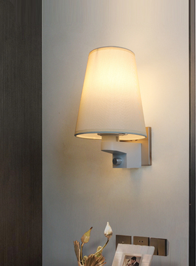 卧室客厅免安装插座式免布线免接线三色可控硅旋扭无极调光壁灯