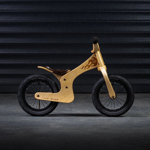 英国儿童平衡车两轮滑行滑步车