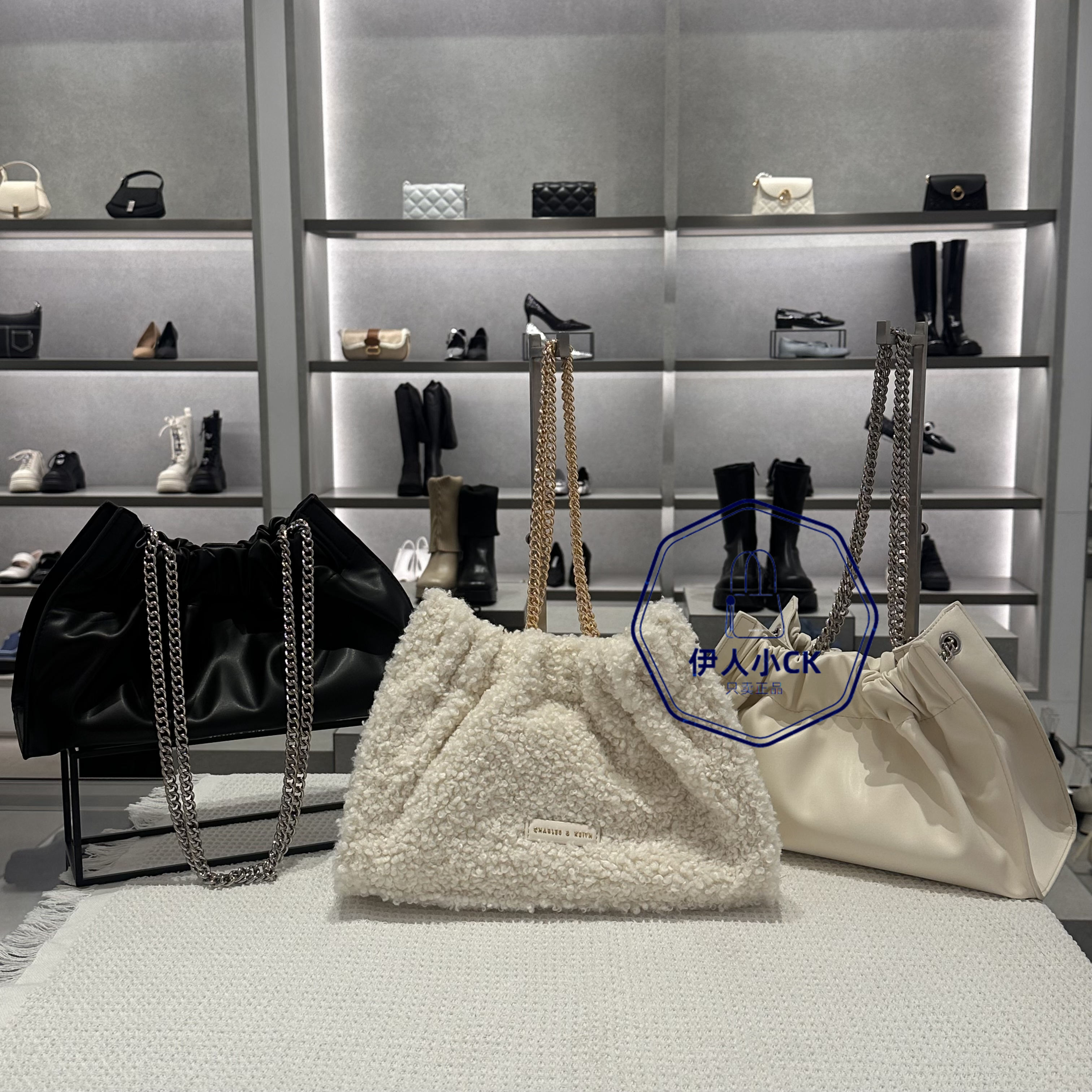Charles keith秋季新品 小CK2-20782266纯色链条包柔软云朵托特包