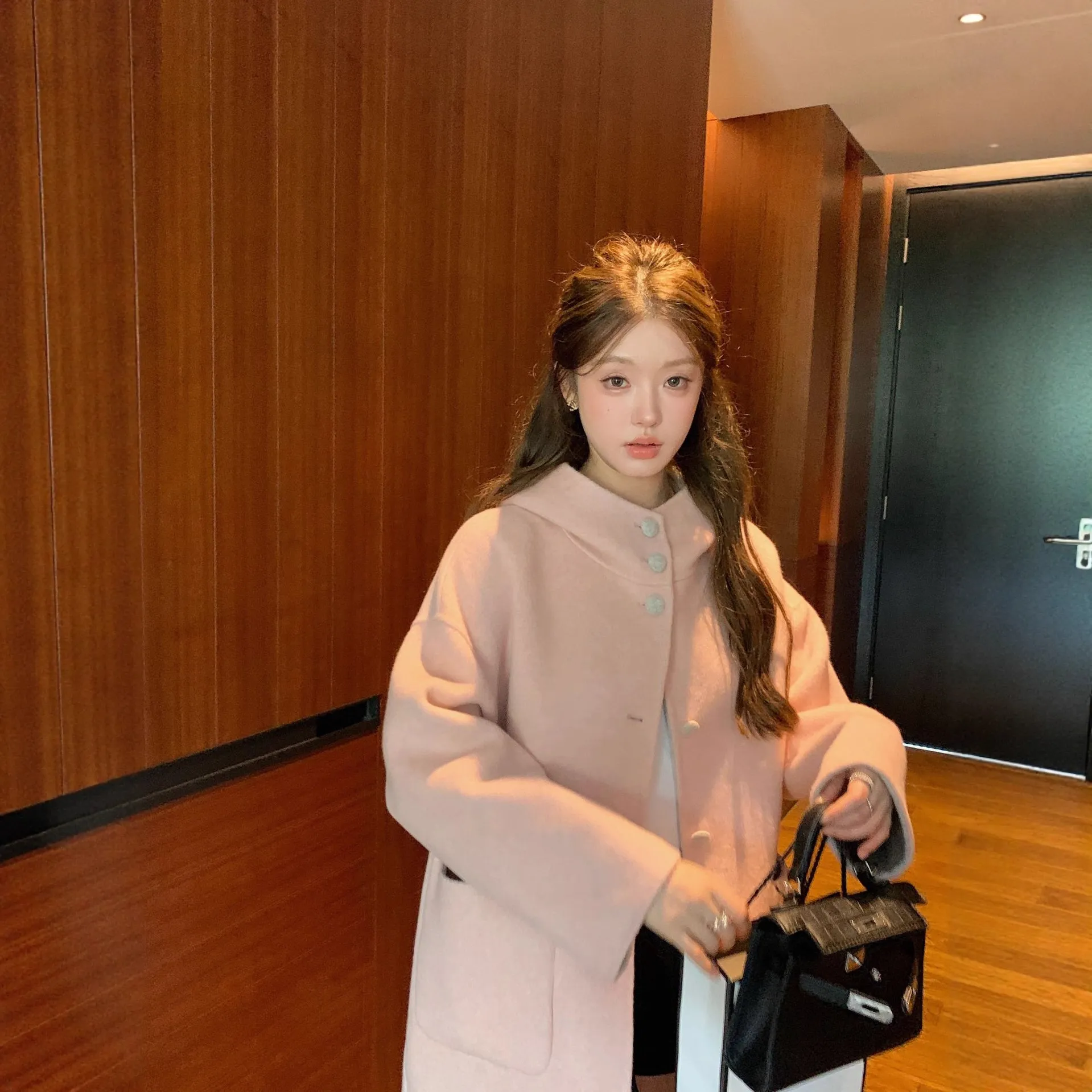 双面羊毛大衣女2025年秋冬季新款宽松连帽中长款单排扣毛呢外套