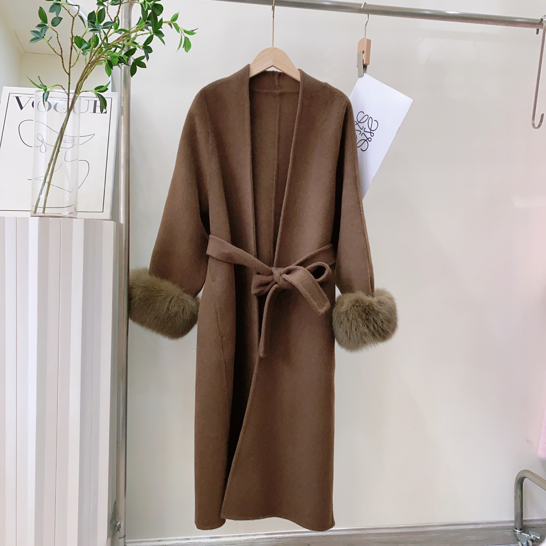 “一个亿”2024秋冬新款气质双面羊绒大衣女长款狐狸毛袖毛呢外套