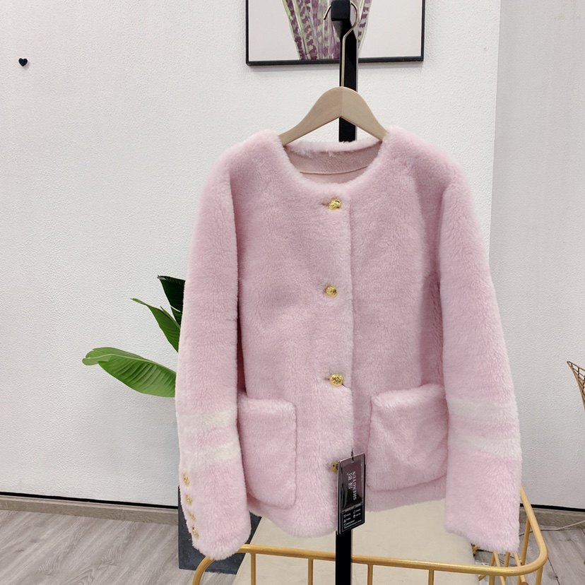 羊羔毛外套女潮2022年秋冬新款年轻时尚保暖小香风羊剪绒100%羊毛