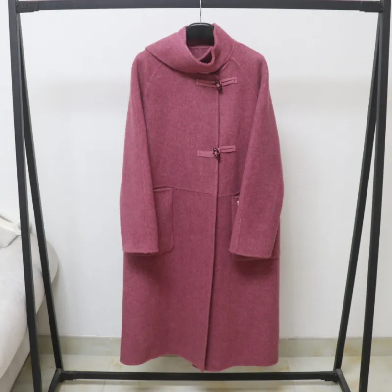 欧洲站全手工缝制羊毛连帽牛角扣毛呢大衣女中长款大口袋外套上衣