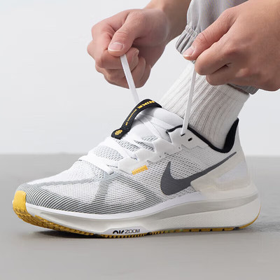 耐克男子春季新款运动休闲跑步鞋