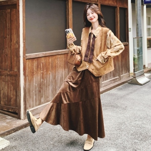 美拉德风印花衬衫马甲半身裙三件套女2025秋季新款时尚高级感套装图片
