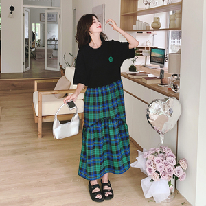 假两件格纹撞色拼接连衣裙女2025夏季新款慵懒风宽松休闲显瘦长裙图片