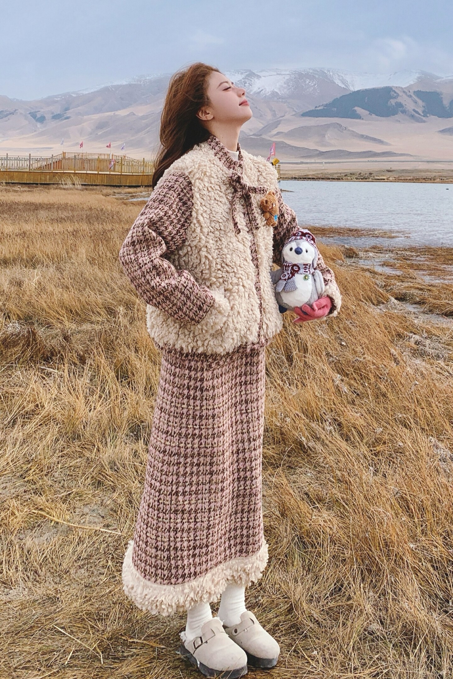 优雅氛围感圈圈毛拼接两件套女2025冬季粉色千鸟格外套半身裙套装,女装套装/套裙,2C069